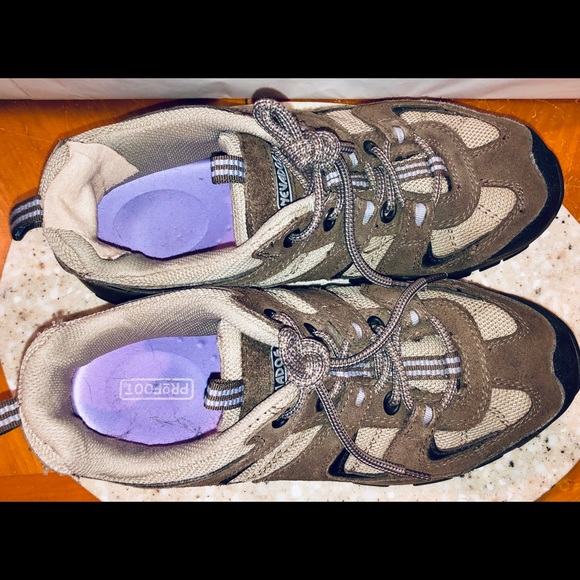 Nevados Hiking 🥾 Shoes - Picture 6 of 8